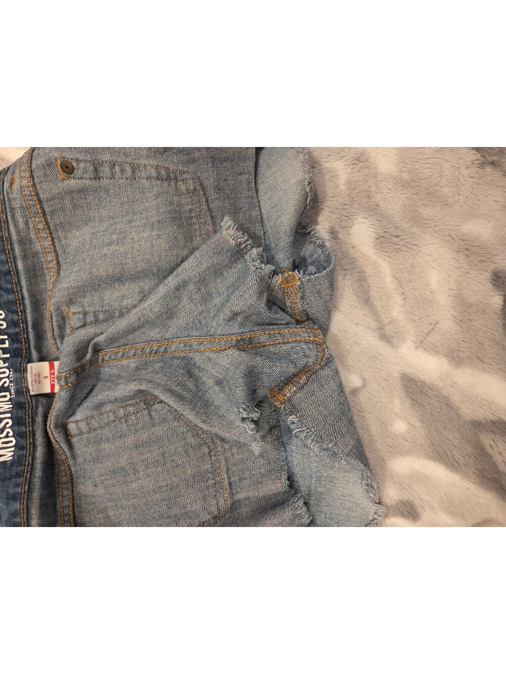 Mossimo Women's Denim Shorts Size 9 - Fit 6 Blue - Picture 7 of 8